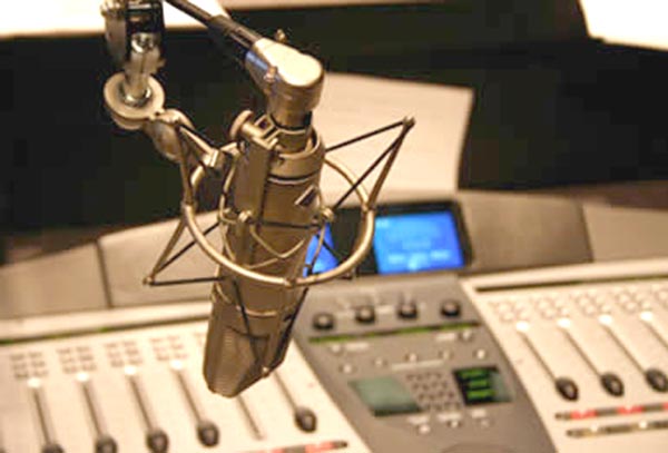 Ανοιχτά Μικρόφωνα - Ανοιχτός Διάλογος» στο Δημοτικό Ραδιόφωνο της Άρτας -  Πρωινός Λόγος - Η καθημερινή εφημερίδα της Ηπείρου