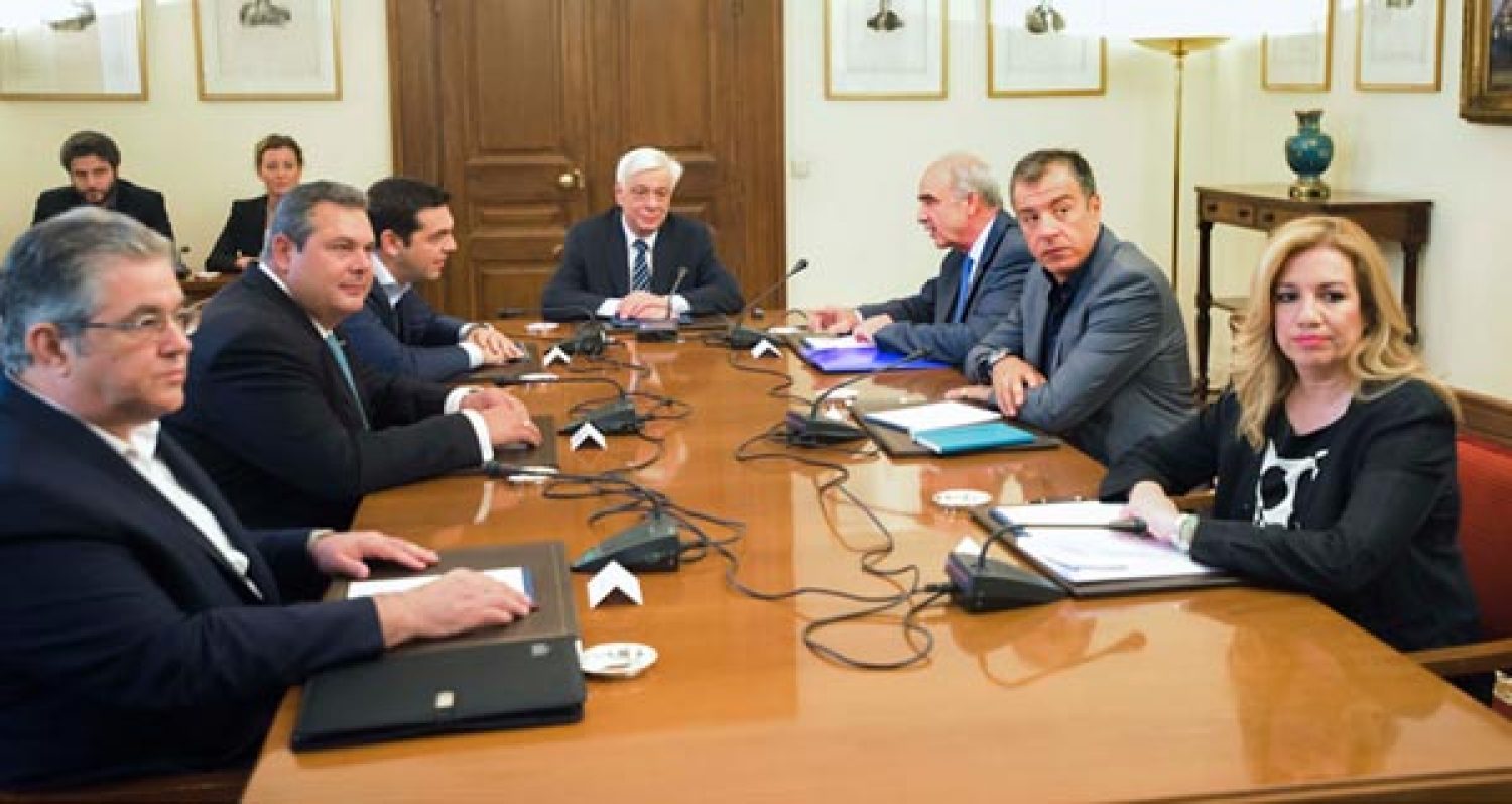 ΔΥΣΤΥΧΩΣ ΜΠΡΟΣΤΑ ΕΙΝΑΙ ΤΑ ΔΥΣΚΟΛΑ!