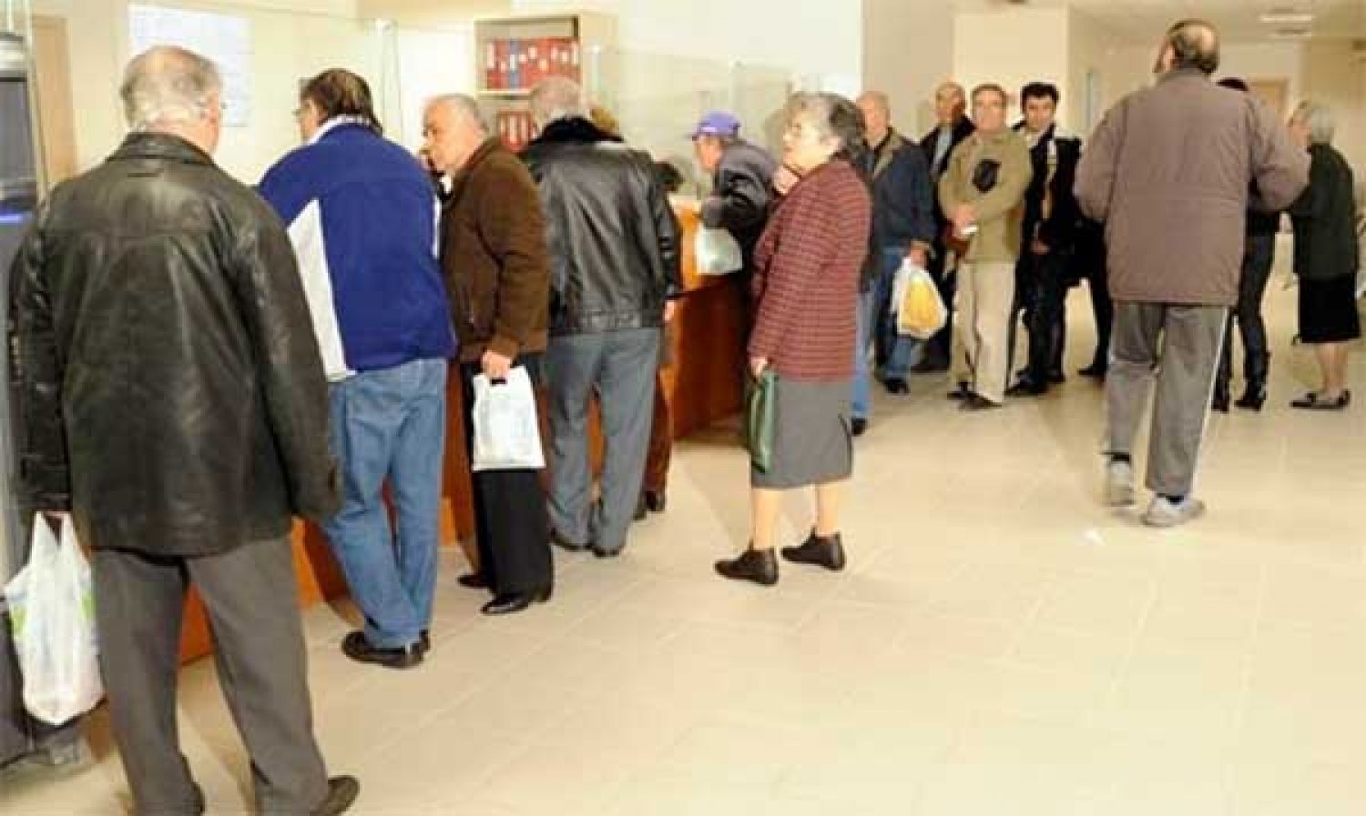 ΣΗΜΕΡΑ ΤΟ «ΠΑΡΕ-ΔΩΣΕ» ΤΣΙΠΡΑ!