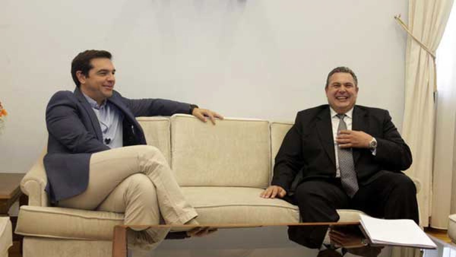 ΨΑΧΝΕΙ «ΗΡΩΙΚΗ» ΕΞΟΔΟ Ο ΑΛ. ΤΣΙΠΡΑΣ!