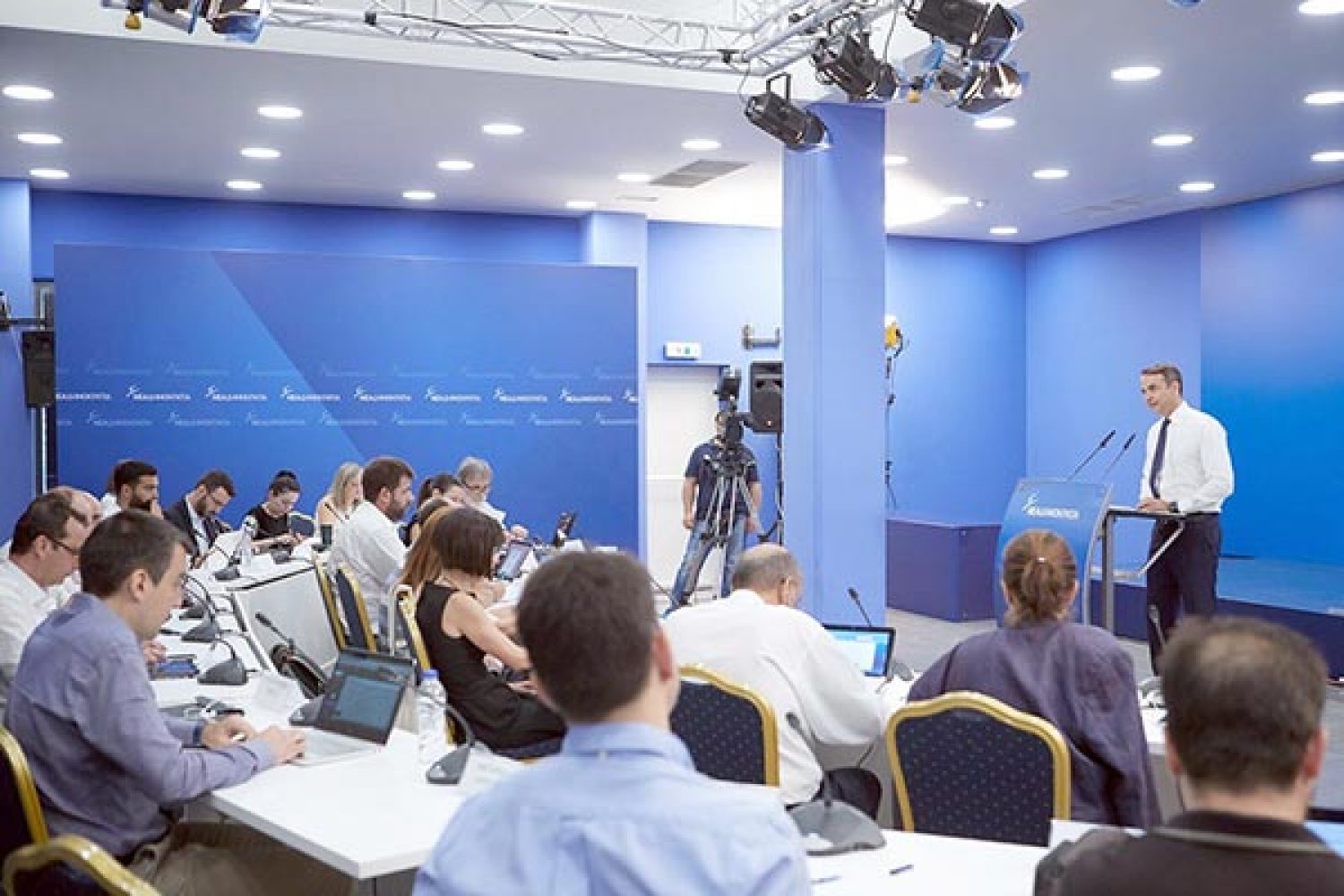 Κ. ΜΗΤΣΟΤΑΚΗΣ: Δεν υπάρχει πολιτική ευθύνη χωρίς παραίτηση!..