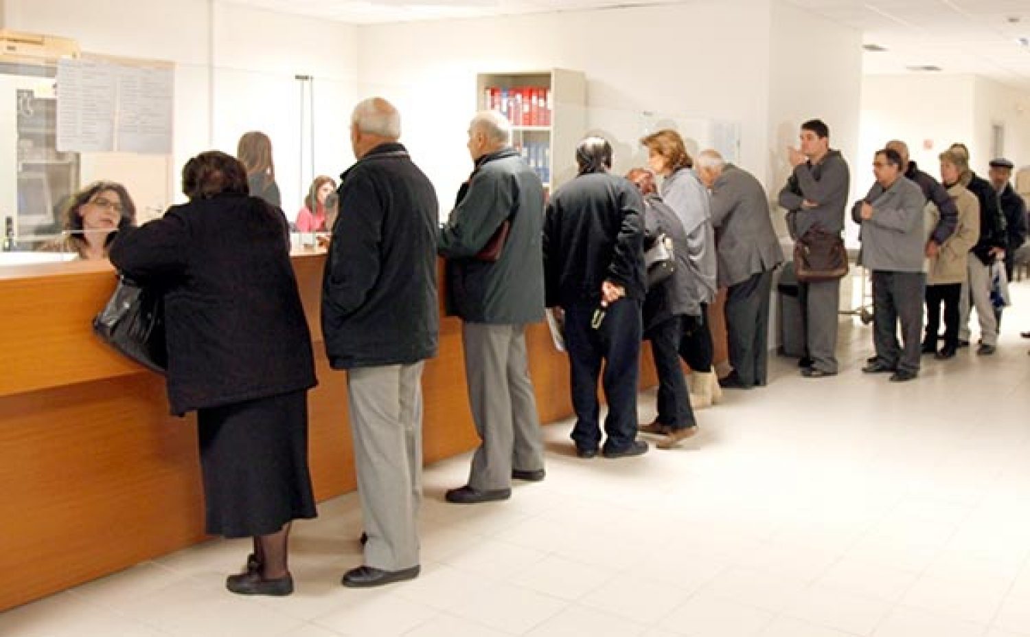 1,77 εκατ. οφειλέτες στην Εφορία απειλούνται με κατασχέσεις!