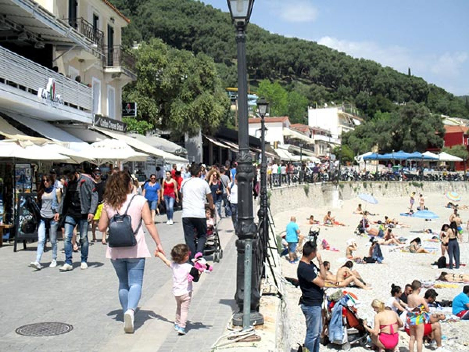 ΛΙΓΟΙ ΚΑΙ ΠΙΟ…ΦΤΩΧΟΙ ΣΤΗΝ ΗΠΕΙΡΟ!