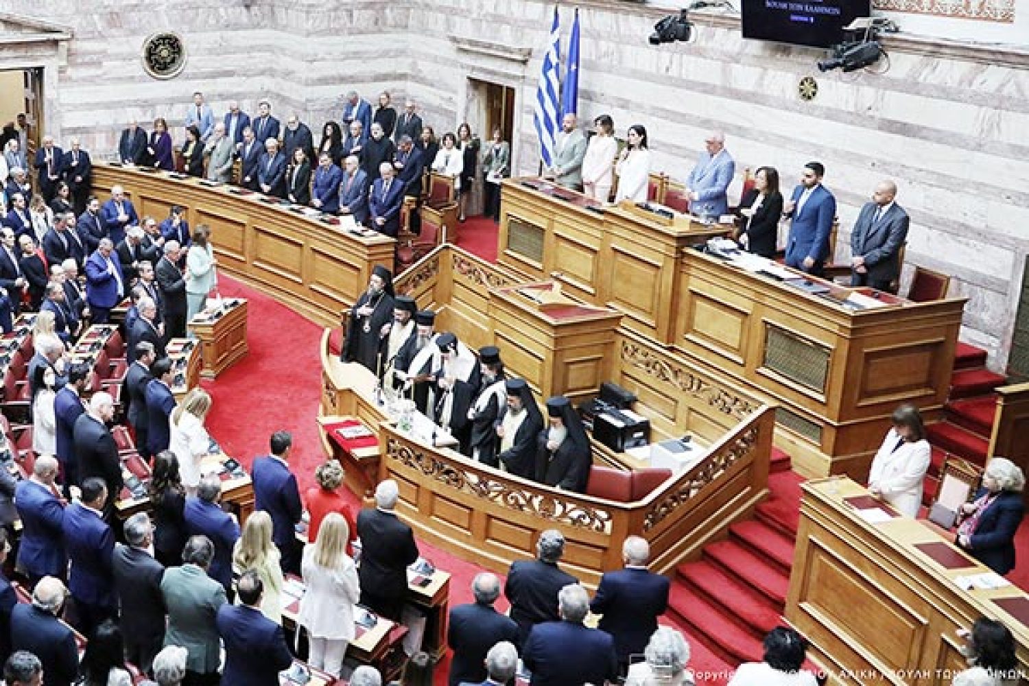 Χθες ορκίστηκαν οι νέοι βουλευτές αλλά από σήμερα θα είναι πρώην!