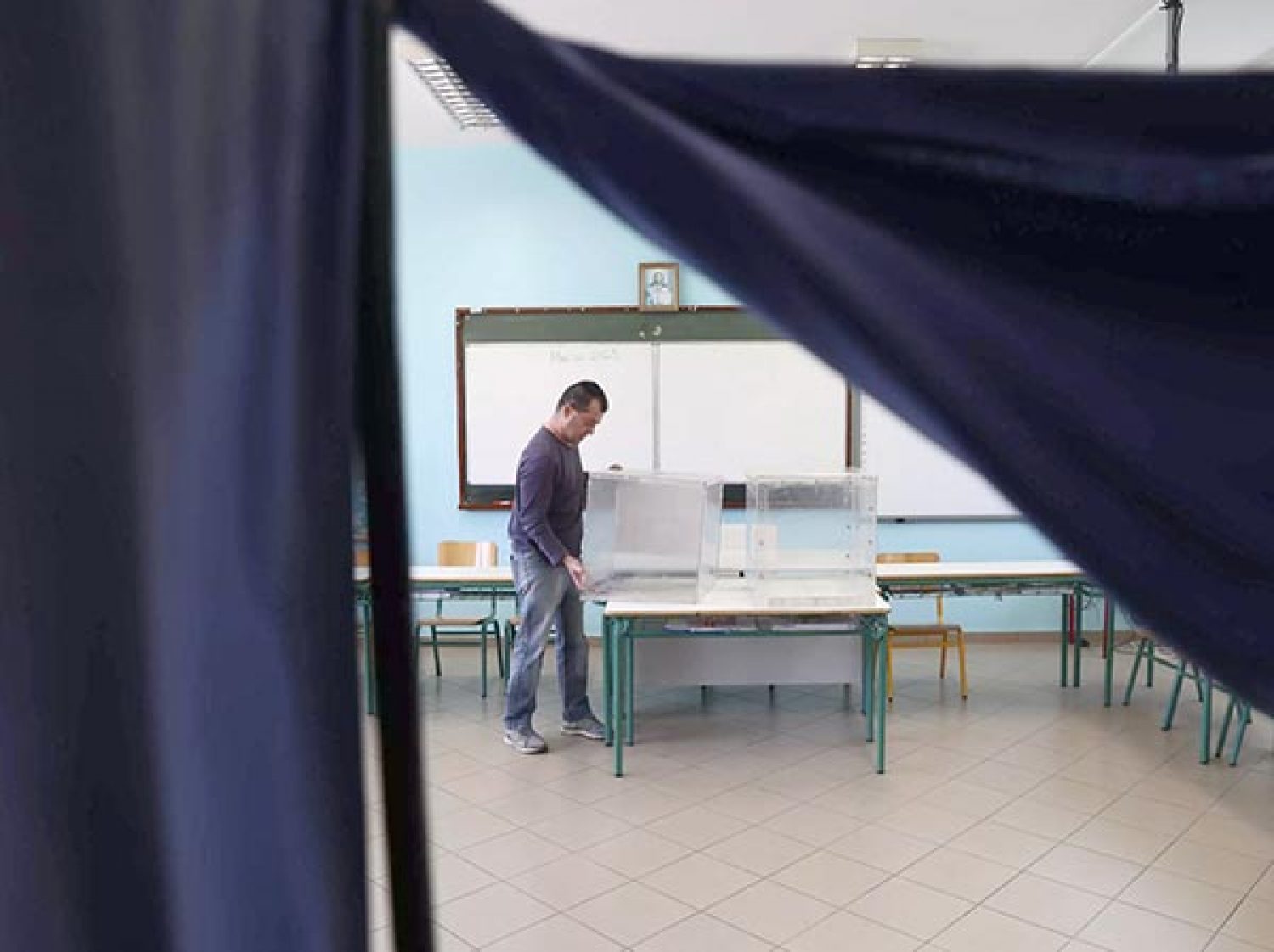 ΜΗΤΣΟΤΑΚΗΣ: ΟΧΙ ΣΤΟΝ ΕΦΗΣΥΧΑΣΜΟ!