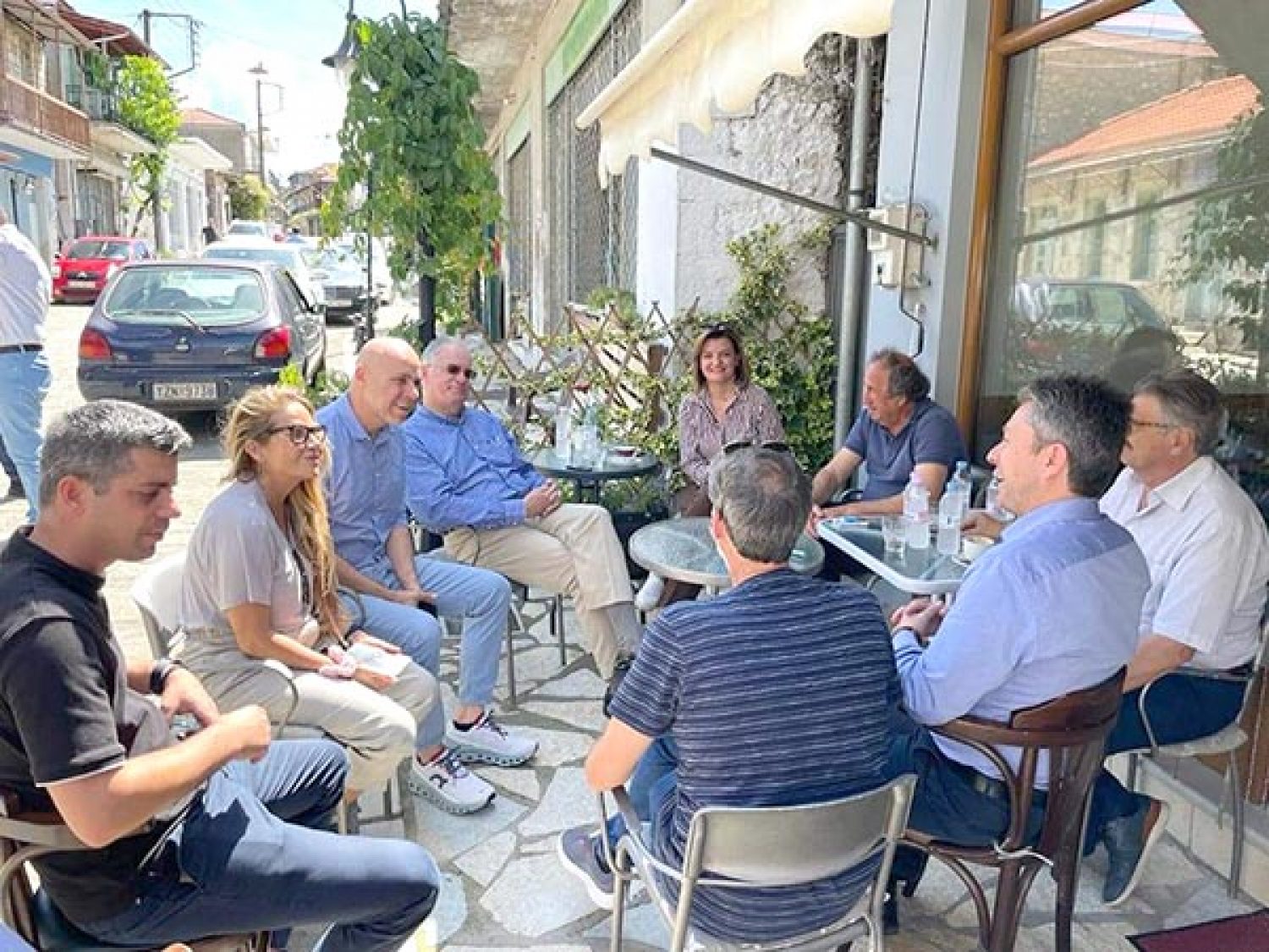 ΣΤΗ ΣΚΙΑ ΤΟΥ ΝΑΥΑΓΙΟΥ Η ΕΚΛΟΓΙΚΗ ΜΑΧΗ!