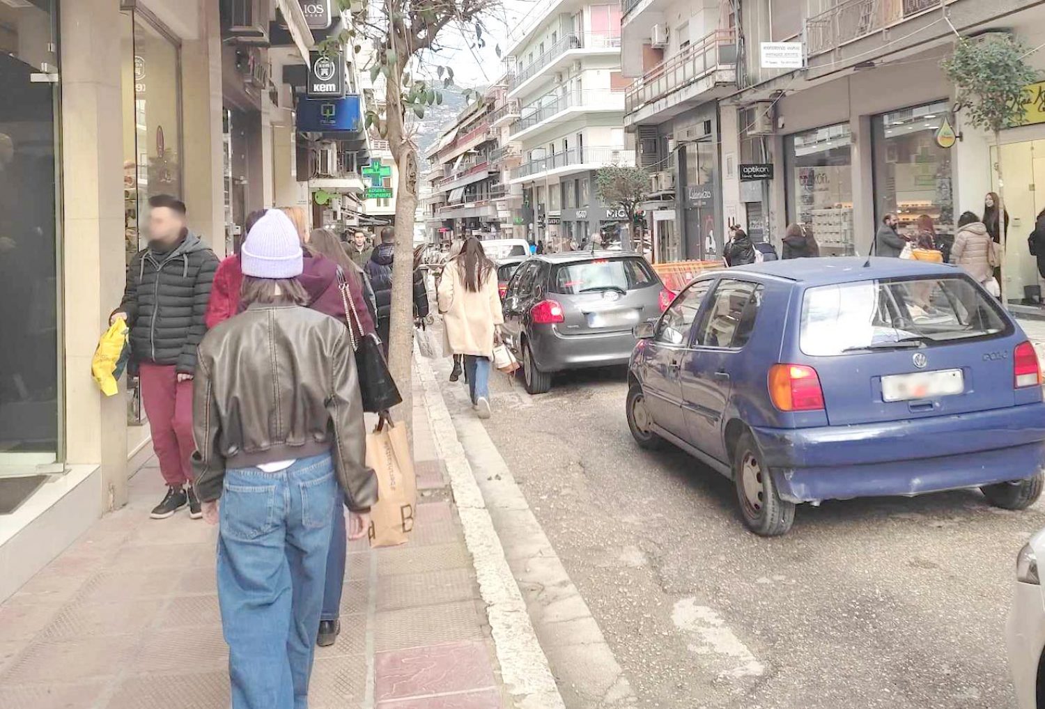 ΑΝΕΒΑΖΕΙ…ΡΥΘΜΟΥΣ Η ΑΓΟΡΑ!