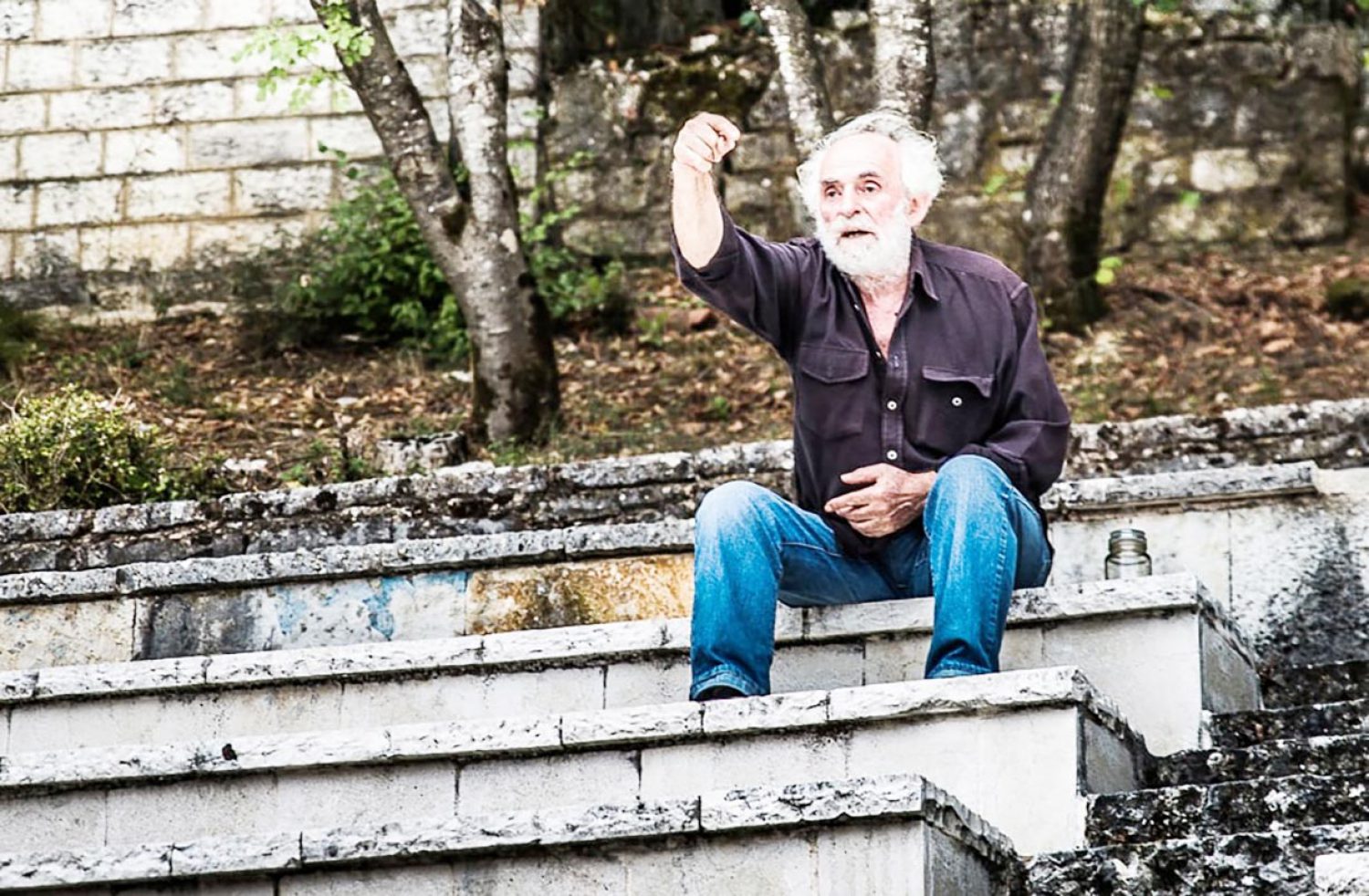 «Το τοπικό θέατρο έχει μέλλον, αρκεί να μείνει μακριά από μίζερες κλίκες»!