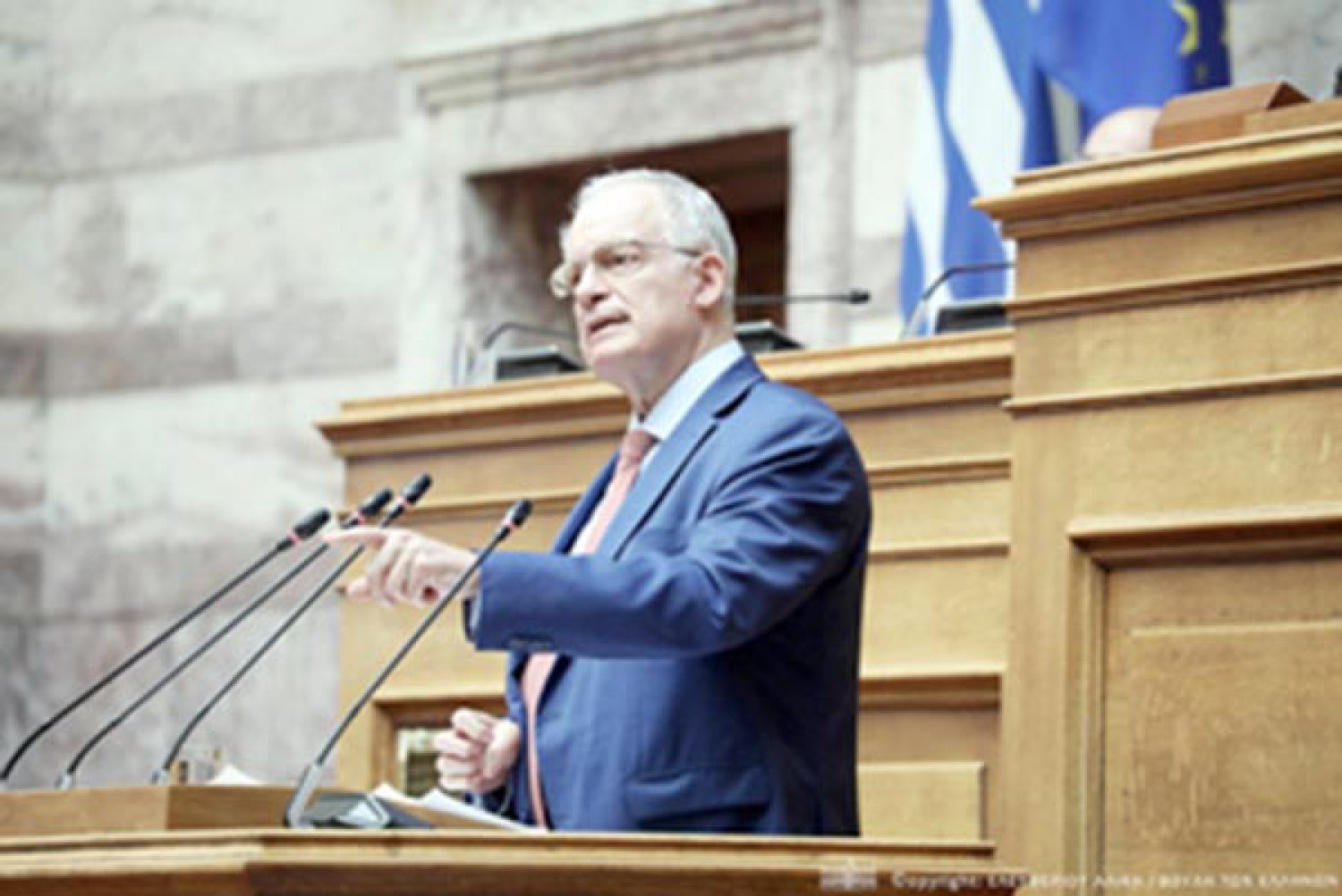 Παιχνίδια… μικροπολιτικής με φόντο την εκλογή Προέδρου Δημοκρατίας!