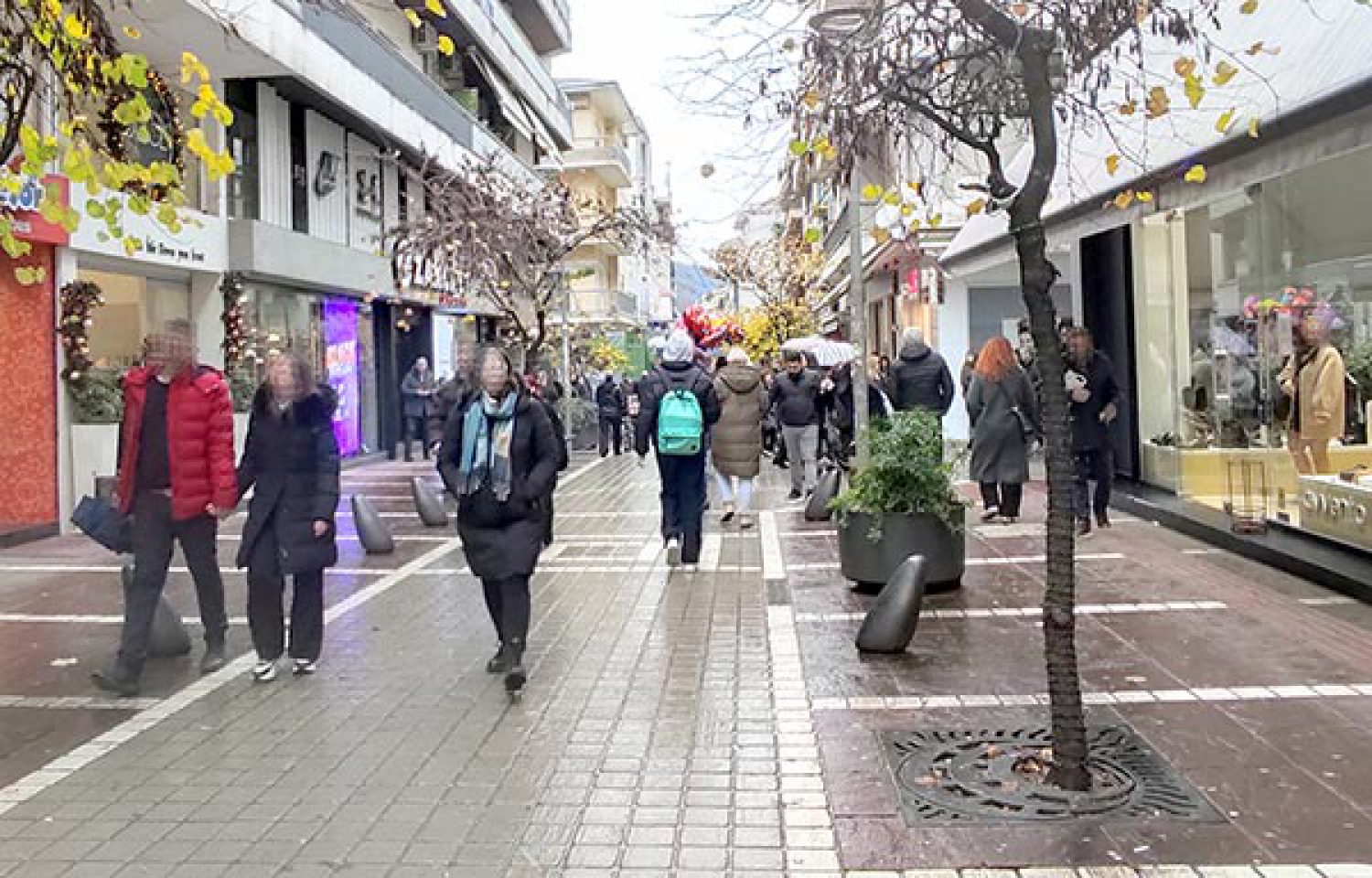 «Τόνωση» τζίρου αναμένουν οι έμποροι τα Χριστούγεννα!