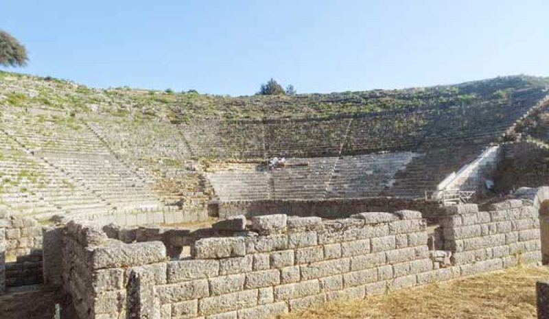 Η ΓΗ ΤΗΣ ΗΠΕΙΡΟΥ… ΑΠΟΚΑΛΥΠΤΕΙ ΤΑ ΜΥΣΤΙΚΑ ΚΑΙ ΤΟ ΠΑΡΕΛΘΟΝ ΤΗΣ