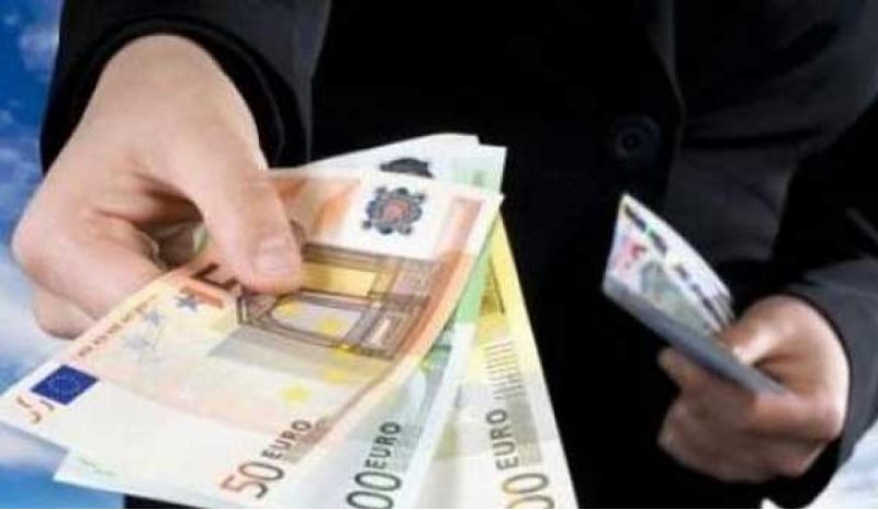 Επιτήδειοι εκμεταλλεύονται την άμεση ανάγκη επιχειρηματιών για ρευστό χρήμα