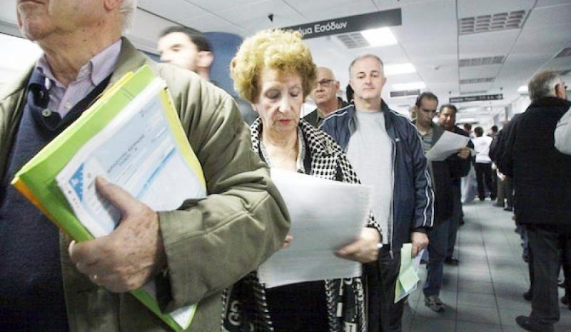 ΤΩΡΑ ΜΟΙΡΑΖΟΥΝ ΨΙΧΟΥΛΑ!