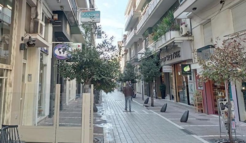 ΣΕ ΑΔΙΕΞΟΔΟ ΟΙ ΜΙΚΡΟΜΕΣΑΙΟΙ!