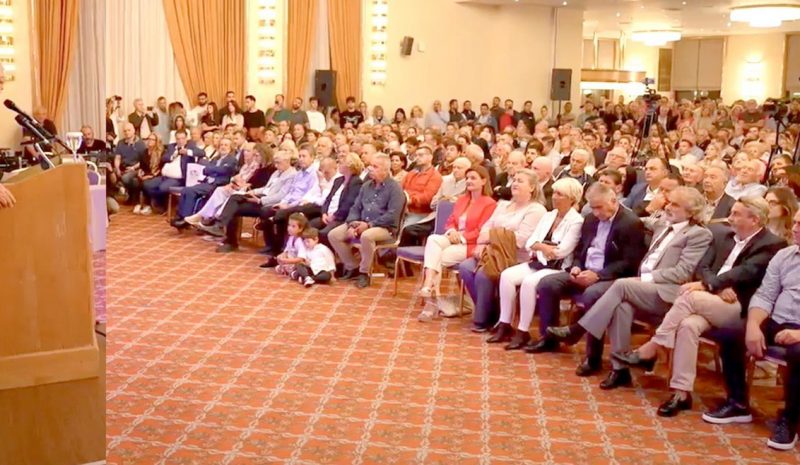 Συνδυασμοί και υποψήφιοι συστήνονται στους πολίτες!