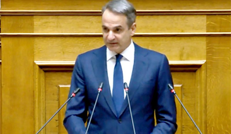 ΣΤΟ ΚΕΝΟ Η ΜΟΜΦΗ, ΣΥΣΠΕΙΡΩΣΕ ΤΗ Ν.Δ.