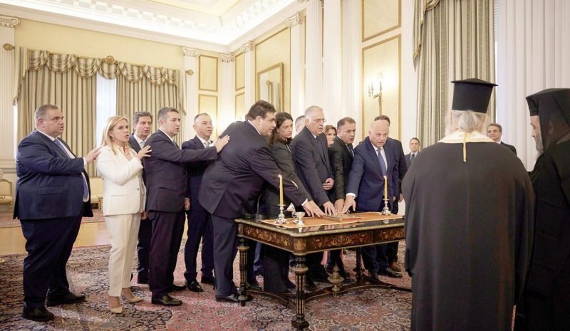 Ακρίβεια και Ευρωεκλογές οδήγησαν σε ανασχηματισμό!
