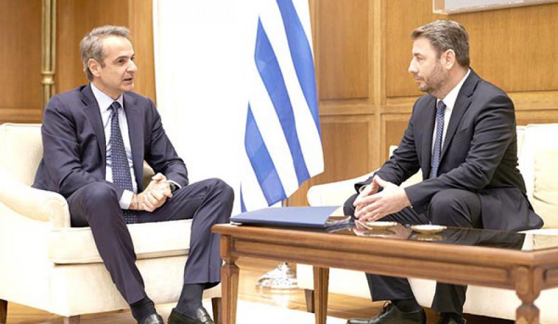 ΤΑ ΚΟΜΜΑΤΑ…ΤΡΕΧΟΥΝ ΚΑΙ ΔΕN ΦΤΑΝΟΥΝ!