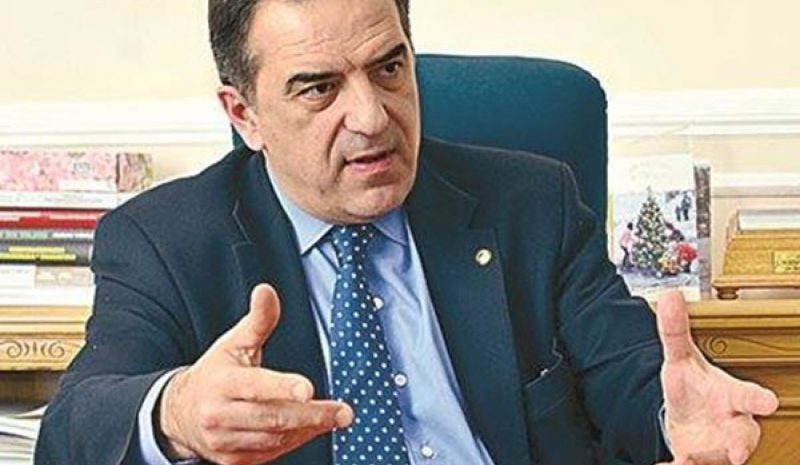 Από λάθος βάση ξεκινά η συζήτηση  περί συνεργασίας ΠΑΣΟΚ - Τσίπρα 