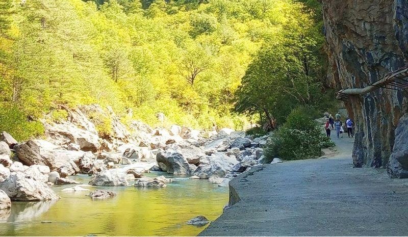 Επιχείρηση μεταφοράς 66χρονου  από το μονοπάτι της Μονής Στομίου