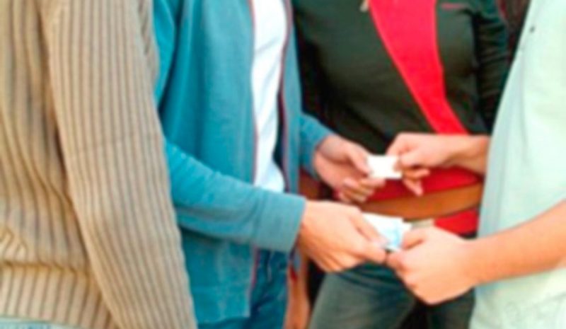 Τα ναρκωτικά απειλούν όλο  και περισσότερους νέους!